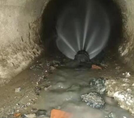 沁园街道市政管道清淤