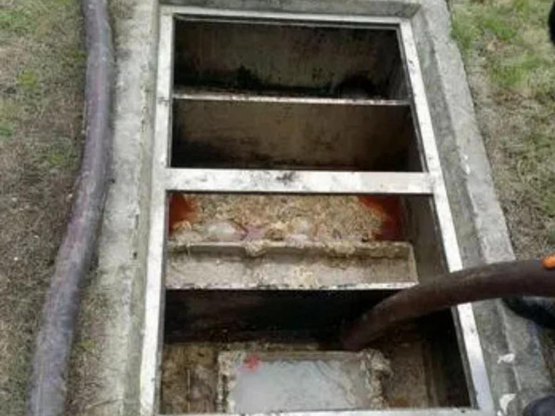 沁园街道隔油池清理